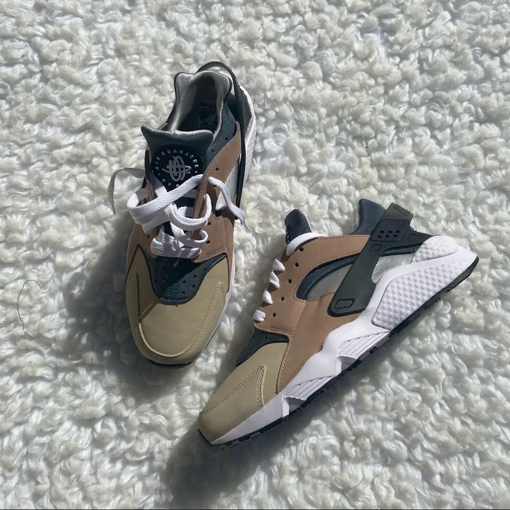 Nike Huarache OG Escape - Picture 2 of 6